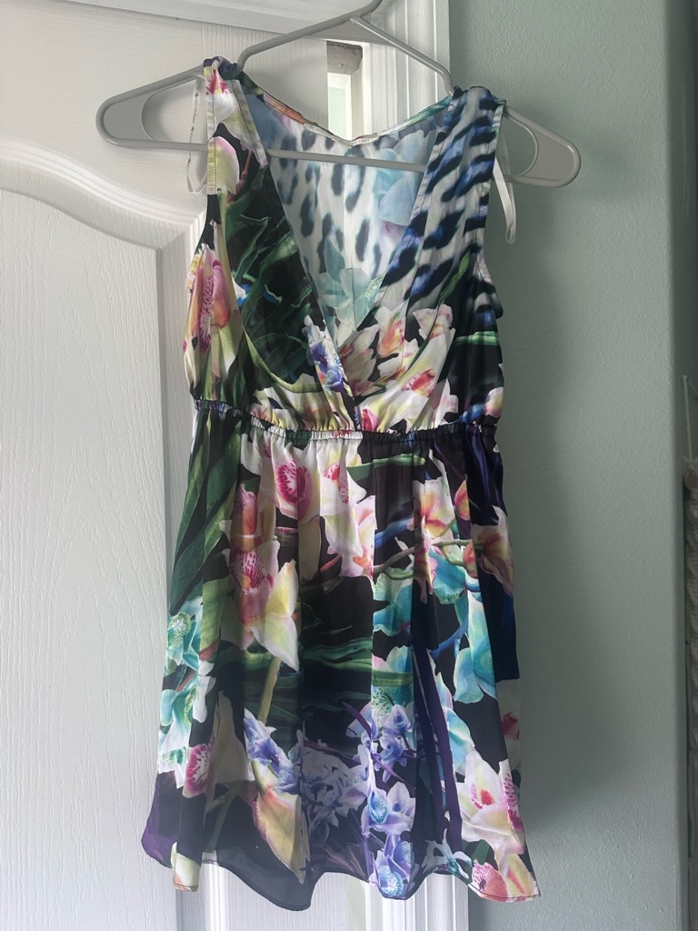 Boston Proper Multicolor Floral V-Neck Tunic